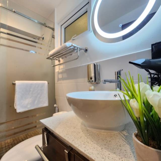 Apartamento Amueblado en Renta Zona 12 Ciudad Guatemala - Miniatura 11