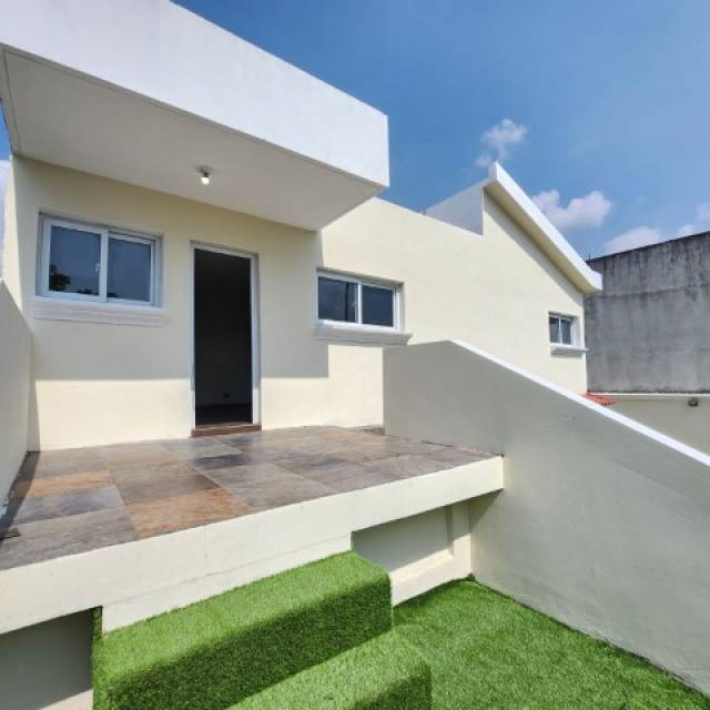 Casa Venta Balcones de San Cristóbal de 5 habitaciones - Image 3
