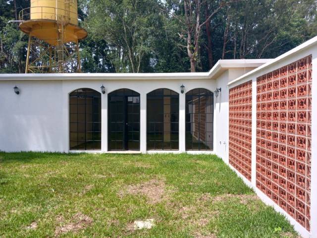 Casa de Un Nivel y Jardín en Venta, Arrazola Fraijanes - Image 5