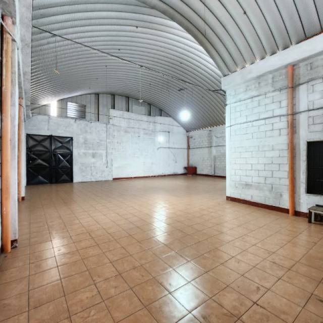 Bodega en Renta sobre Bulevar Balcones San Cristóbal - Miniatura 8