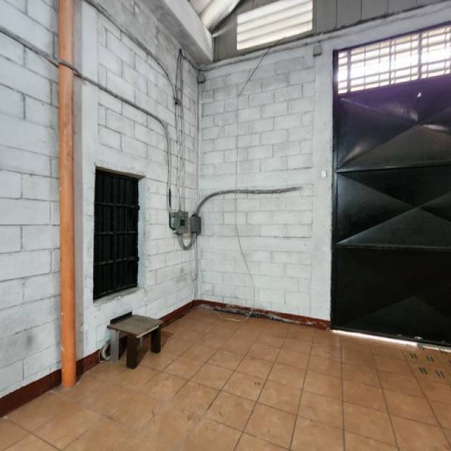Bodega en Renta sobre Bulevar Balcones San Cristóbal - Miniatura 14