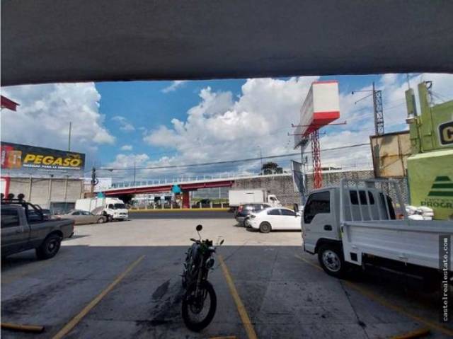Local comercial y bodega en renta sobre la interamericana - Image 5