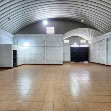 Bodega en Renta sobre Bulevar Balcones San Cristóbal - Image 1