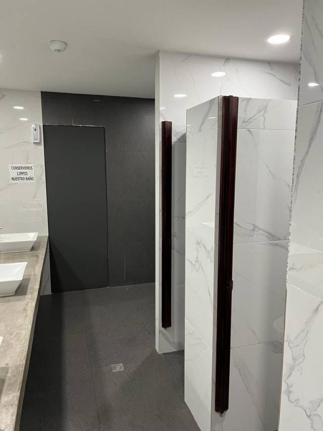 EDICIFIO DE OFICINAS EN RENTA ZONA 13 - Miniatura 8