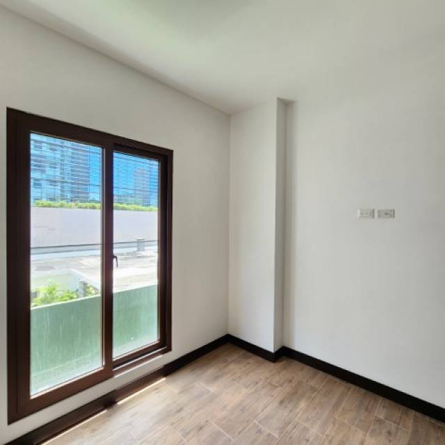 Apartamento en Renta Habitat Ciudad Vieja Zona 10 - Miniatura 8
