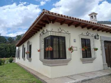 Casa amueblada en renta en Jocotenango Sacatepéquez - Image 1