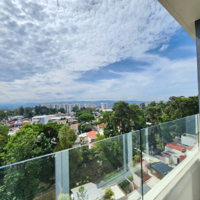 Apartamento en Renta Parque Mateo Zona 7 Ciudad - Image 2