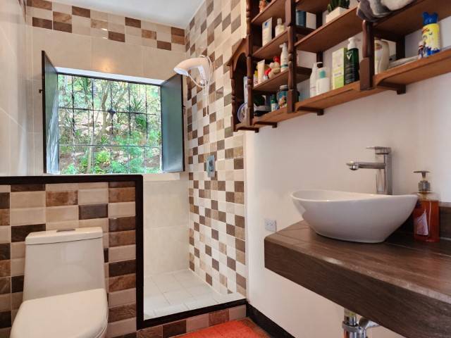 En renta casa para uso comercial cerca de Antigua - Miniatura 14