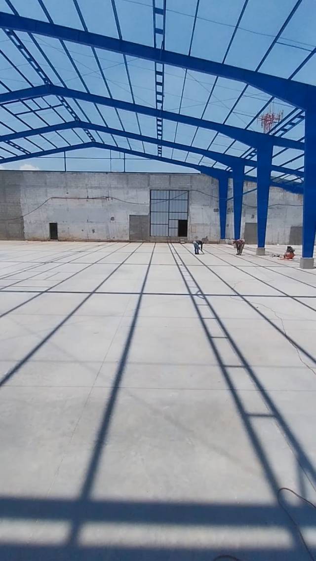 RENTO BODEGA DE 1200m2 EN SAN MIGUEL PETAPA - Miniatura 6