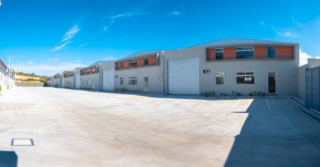 RENTO BODEGA EN LAS TUNAS MIXCO - Image 1