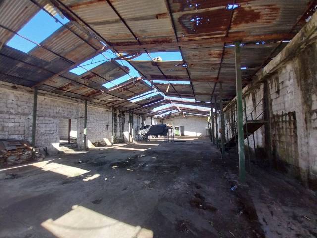 BODEGA CON 20000 V2 EN VENTA EN VILLA NUEVA - Image 2