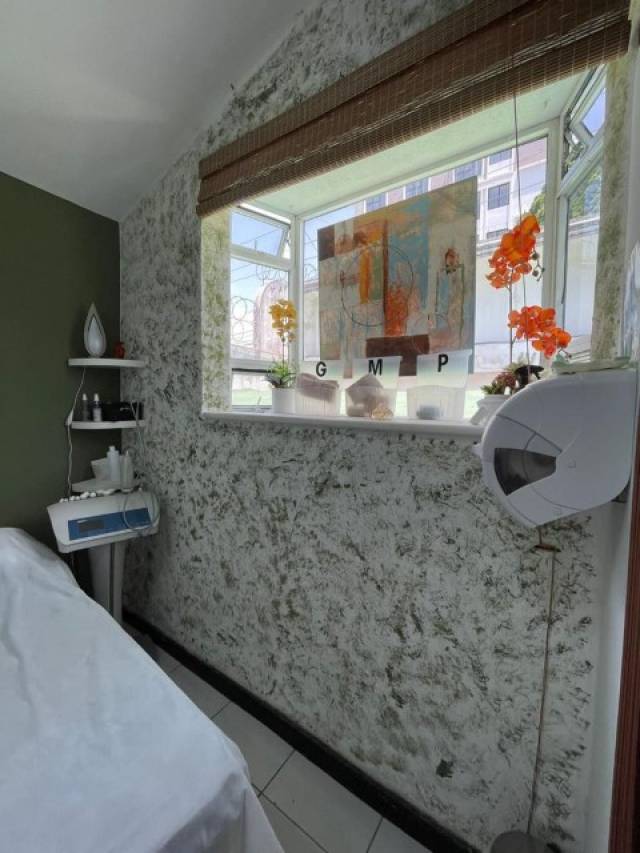Derecho de Llave en Venta Salón y Spa Zona 15 - Miniatura 6