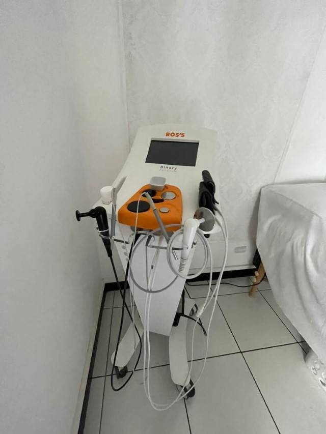 Derecho de Llave en Venta Salón y Spa Zona 15 - Miniatura 12