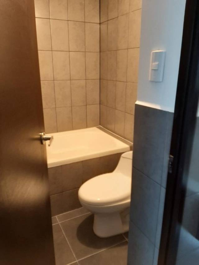 Apartamento en Venta en Zona 11 Colonia Mariscal - Miniatura 8