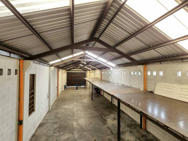 Ofibodega en Renta San Cristóbal - Image 1