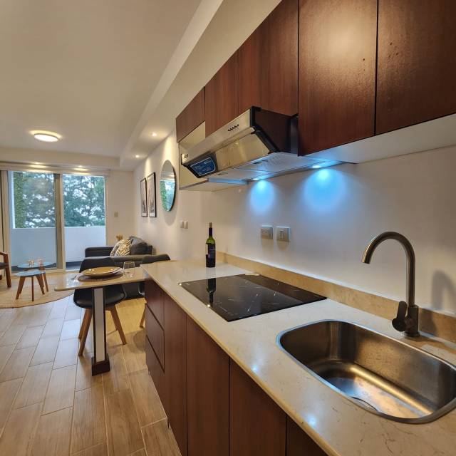 Apartamento amueblado   Kanajuyú zona 16 - Miniatura 6