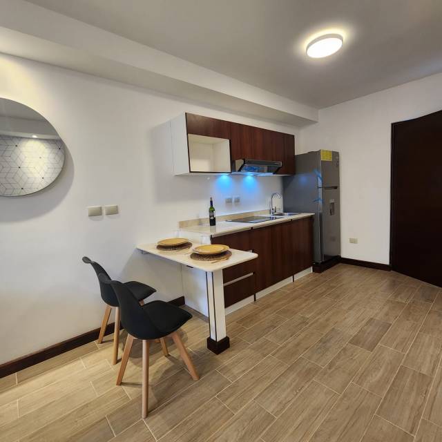 Apartamento amueblado   Kanajuyú zona 16 - Miniatura 7