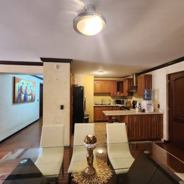 Apartamento en Venta Zona 14 Américas Edificio Vivaldi - Miniatura 7