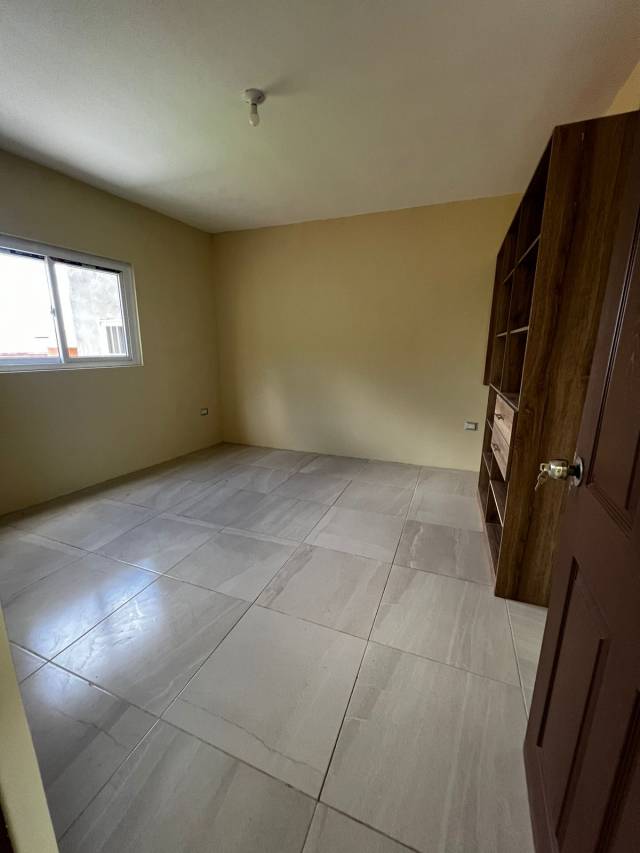 VENDO CASA EN CIUDAD SAN CRISTOBAL, CONDOMINIO PINARES - Miniatura 7