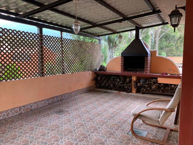 APROVECHE CASA AMPLIA EN VENTA CERCA DE ANTIGUA GT - Miniatura 5