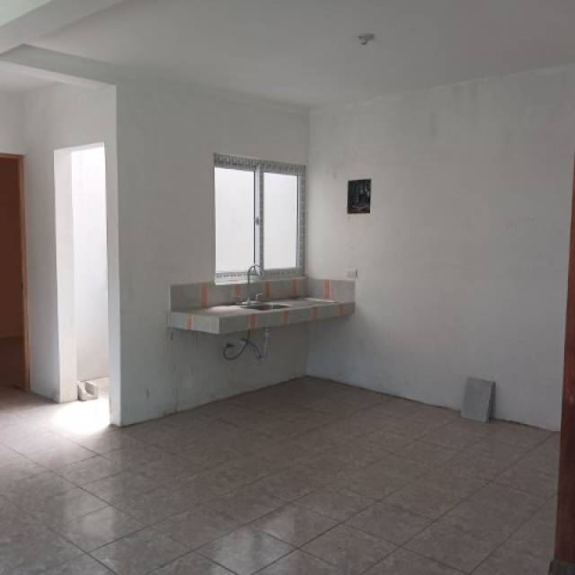 Casa Grande para Uso Comercial en Renta Zona 12 Ciudad - Miniatura 4