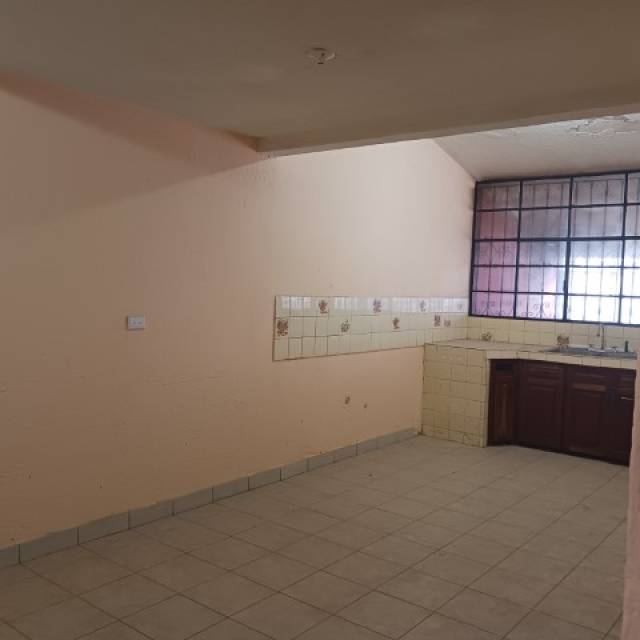 Casa Grande para Uso Comercial en Renta Zona 12 Ciudad - Miniatura 8
