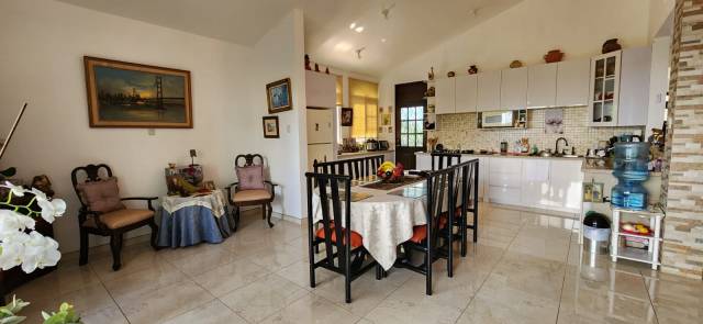 EN VENTA- Casa cerca del Club La Montaña, Mixco - Miniatura 3