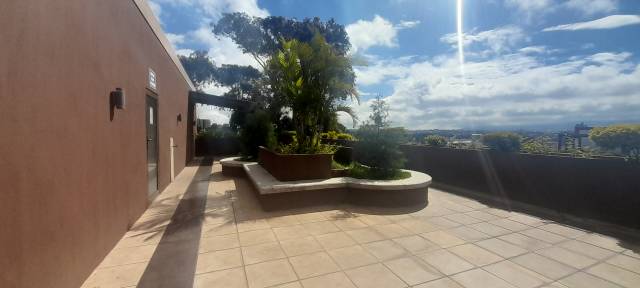 EN RENTA- Apartamento en Las Charcas zona 11 - Image 2