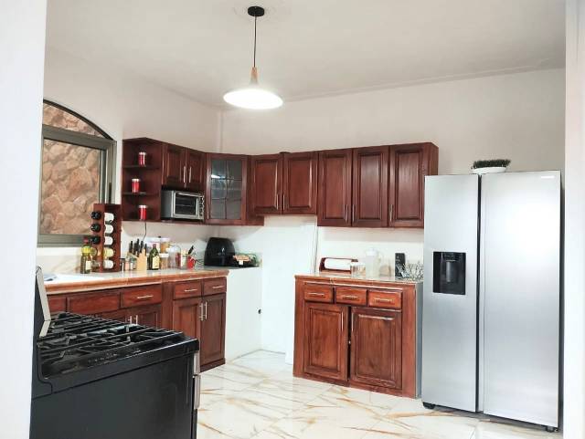 EN VENTA- Casa en Florencia, Milpas Altas - Miniatura 2