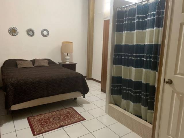 GANGA- Apartamento en renta en zona 9 - Image 3