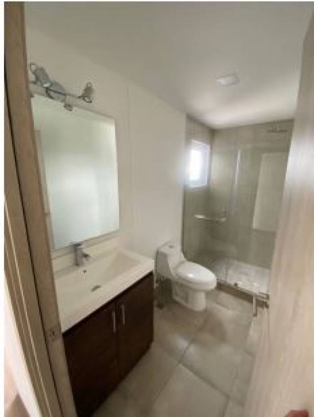 Apartamento en Renta Zona 12 Vistares - Miniatura 7