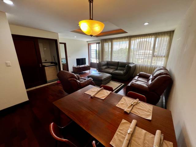 Apartamento Amueblado en Renta Zona 10 Santa MarÍa - Image 1