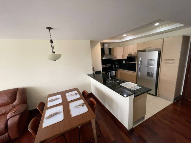 Apartamento Amueblado en Renta Zona 10 Santa MarÍa - Miniatura 13