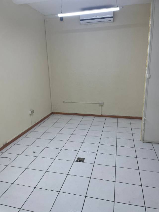 Oficina en Renta Zona 10 para oficina o clínica - Miniatura 6