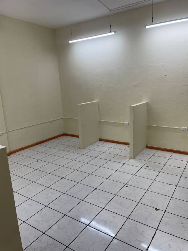 Oficina en Renta Zona 10 para oficina o clínica - Miniatura 8