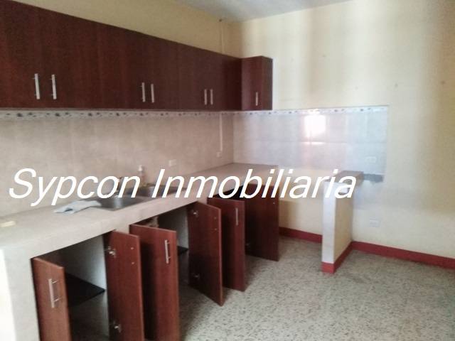 Apartamento sin muebles zona 7 Mixco - Image 5