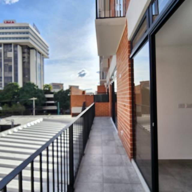 Apartamento Amueblado en Zona 4 Guatemala - Image 2