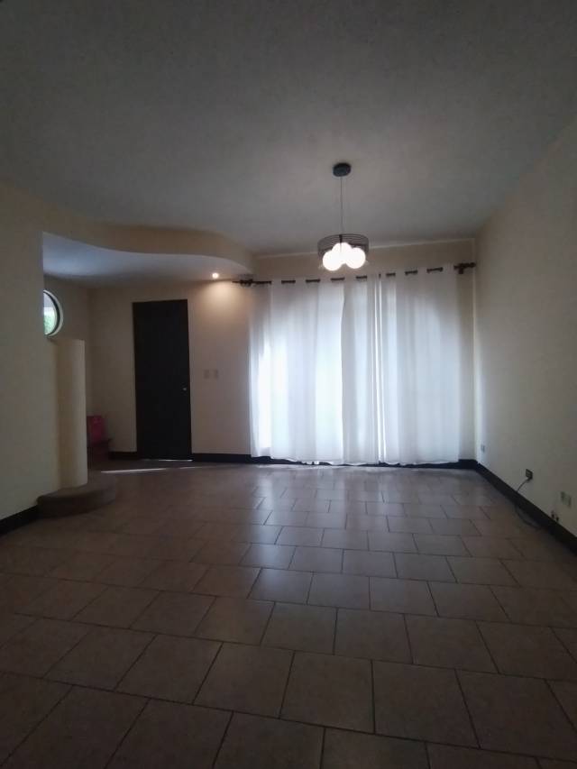 Casa en renta San Cristobal - Image 1