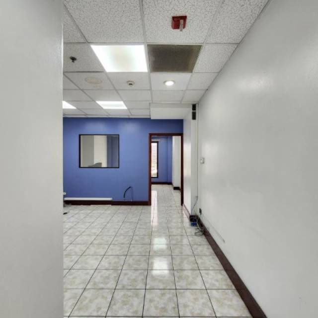 Oficina en Renta Zona 10 Guatemala, Torre Citibank - Miniatura 8