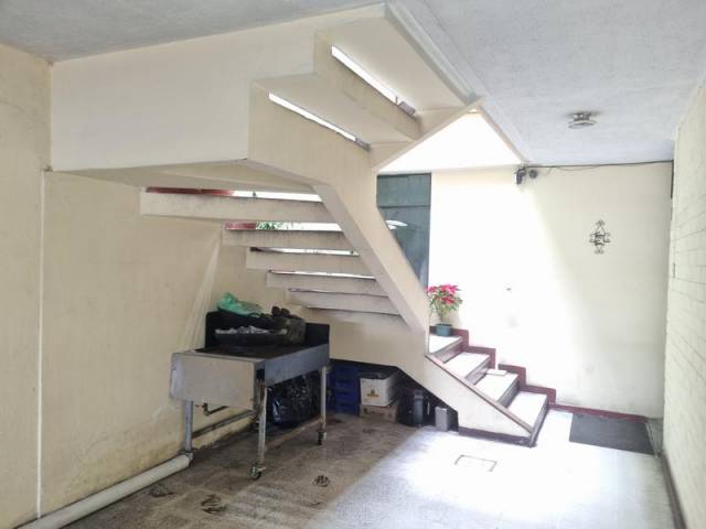 Casa Para Uso Comercial en Renta - Image 4
