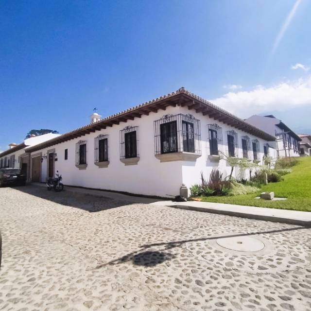 Exclusiva Casa En Venta Los Franciscanos Antigua - Miniatura 12