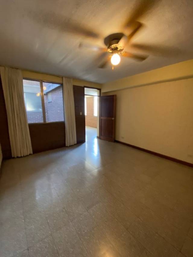 Apartamento en Renta Zona 10 Ciudad Guatemala - Image 3