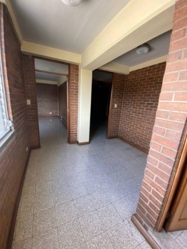 Apartamento en Renta Zona 10 Ciudad Guatemala - Image 5