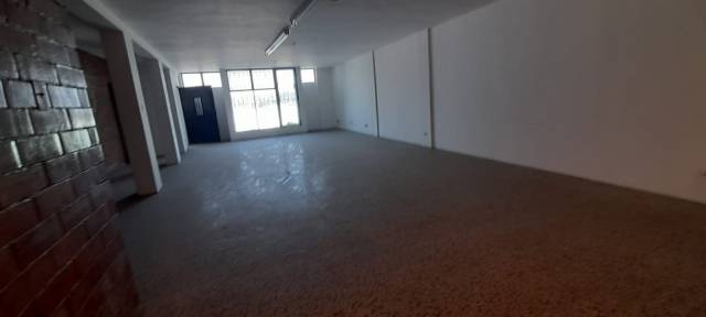 RENTO EDIFICIO EN ZONA 12 - Image 3
