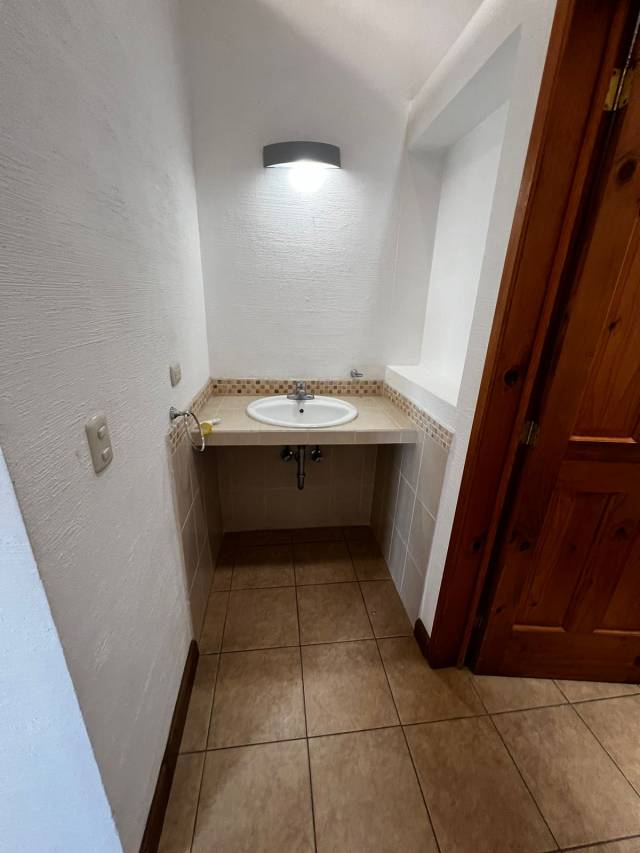 RENTO CASA EN ZONA 16 - Miniatura 7