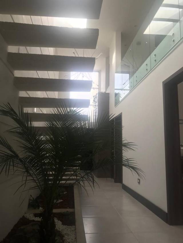 VENDO CASA EN BOSQUES DE VILLA VERDE CAES - Image 4
