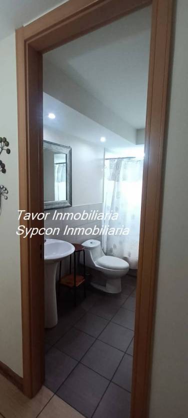 Apartamento amueblado y equipado en renta zona 14 La Villa - Image 1