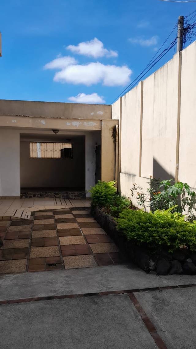 VENDO CASA EN CONDOMINIO EL CARMEN - Miniatura 8