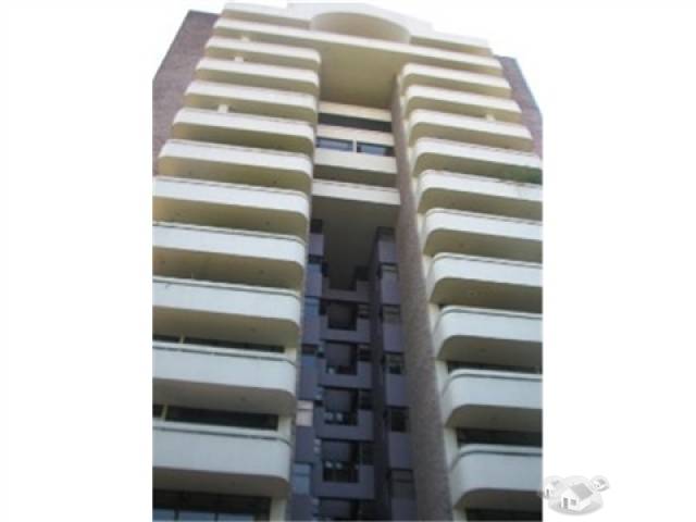 Apartamento en Edificio Villa Mayor - Image 1