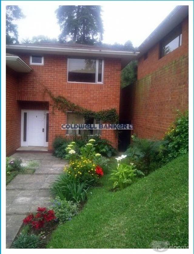 Casa con mucha seguridad - Image 1